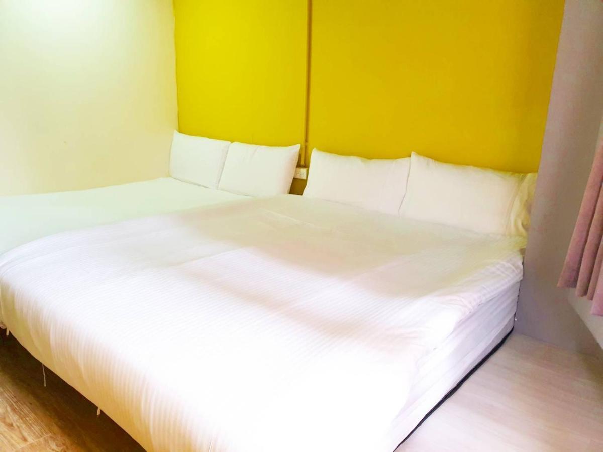 Here X There Hostel Taipei Main Station Exterior photo